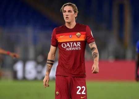 "Liverpul" "Roma"nın futbolçusunu transfer edir