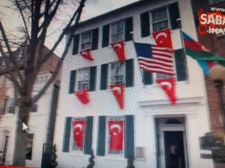 Amerika - Türkiyə bayraqlarının birgə  dalğalanması  həmrəylik mesajının  ən gözəl nümunəsidir